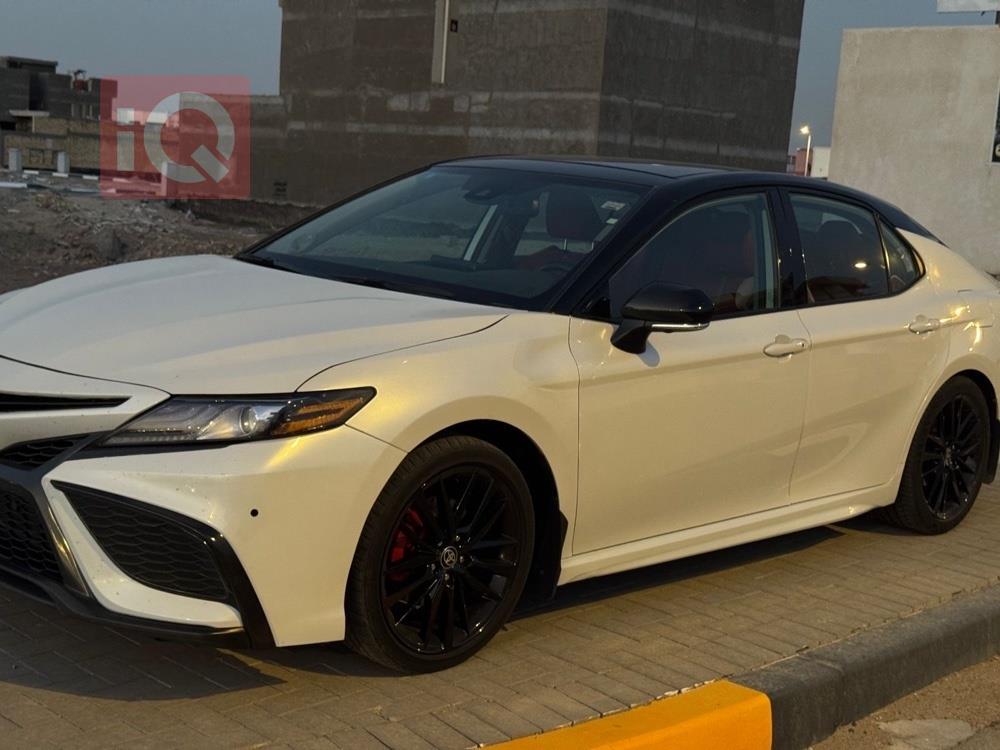 تۆیۆتا کامری